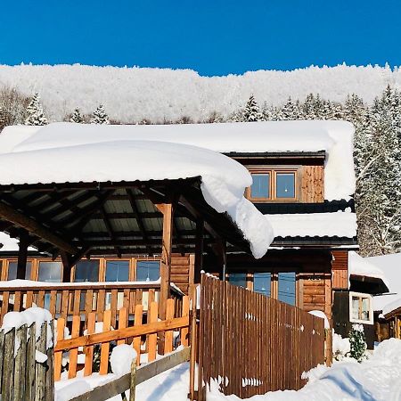 Viktoria- Neakceptujeme Mlade Partie Villa Terchova Exterior photo