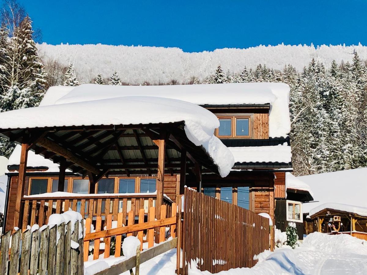 Viktoria- Neakceptujeme Mlade Partie Villa Terchova Exterior photo